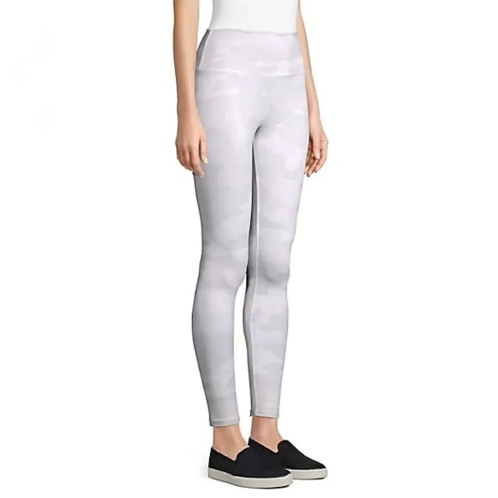 NWOT Alo Yoga white camouflage high waist leggings